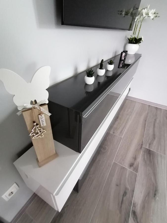 Ferienhaus Devilina Mit Sauna Am Harkebruegger See Barssel  エクステリア 写真