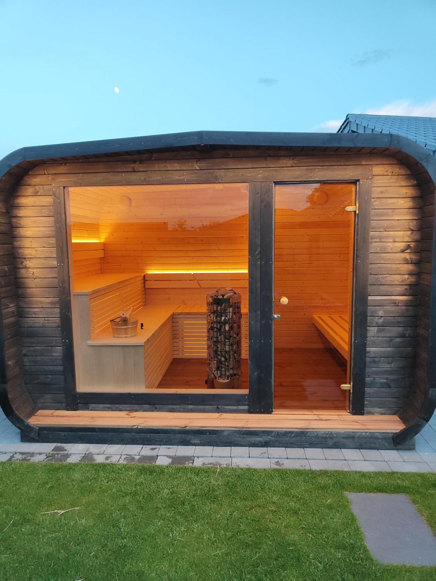 Ferienhaus Devilina Mit Sauna Am Harkebruegger See Barssel  エクステリア 写真